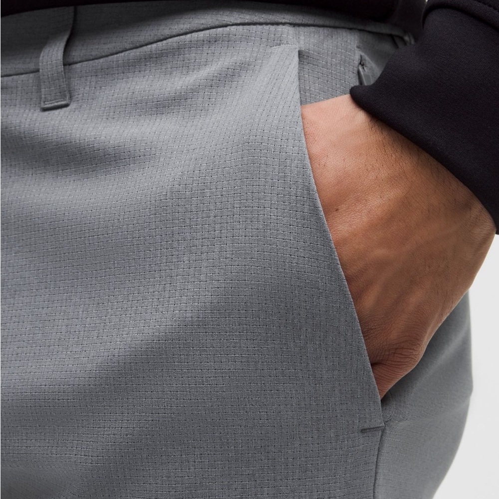 NWT lululemon ABC Classic fit trouser 31”W x 32”L - Picture 4 of 8